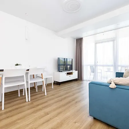 Apartment Aqua Sventove, By Cohost *
