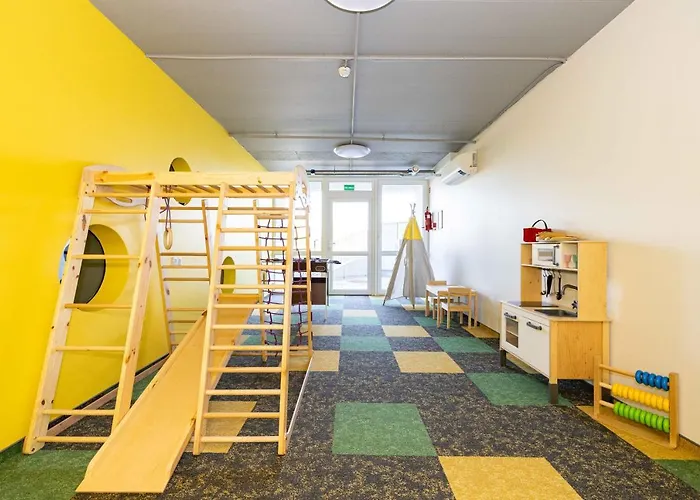 Aqua Sventove, By Cohost