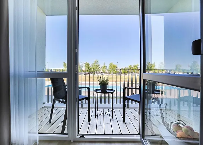 Aqua Sventove, By Cohost